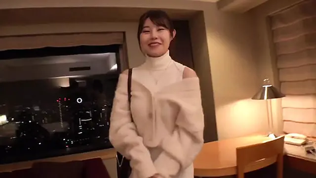 Part1 Having Sex with a Girl Who Likes Porn Actors! Piping Pussy and Back Piston! Nakadashi with Lots of Love!075