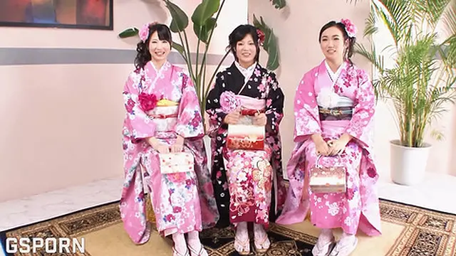 JAV Group Sex with 3 Sexies Geishas Wirh Kimono Fucked by 3 Hard Cocks Samurais