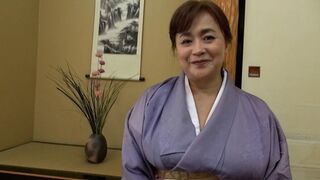 Dirty Desires of an Experienced Mature Lady in Alluring Japanese Attire