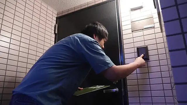 Part 3 "Until ♪ the time when my husband come home" The secret op circular board of the imadoki wife next door who earns a lot of money in the spare time of housework